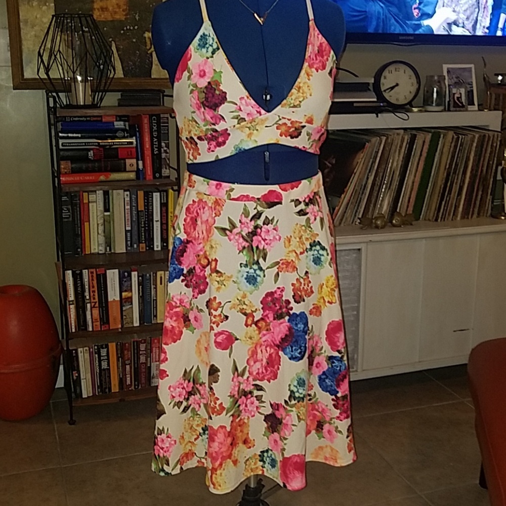 NWT BooHoo 2 piece set